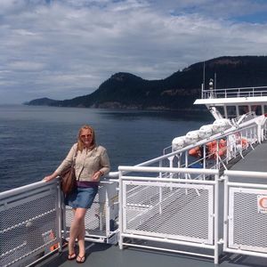 Meet your Posher, Irena